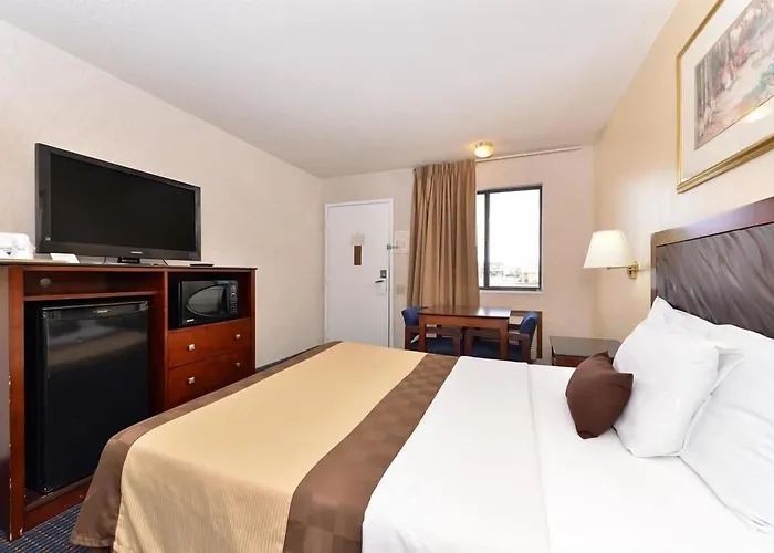 Antelope Canyon Motel 2*